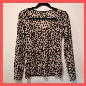 NWOT:Victoria Secret leopard print top